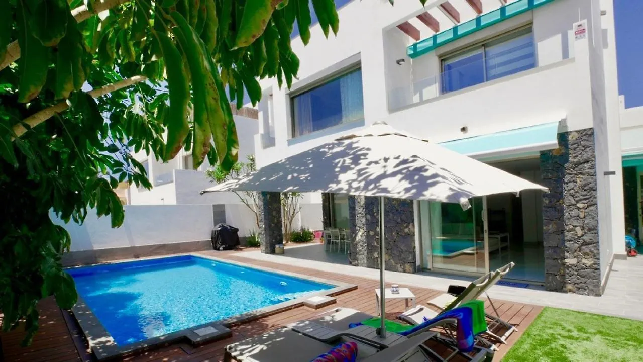 Villa Blue Portofino Los Cristianos, Pool Holiday home